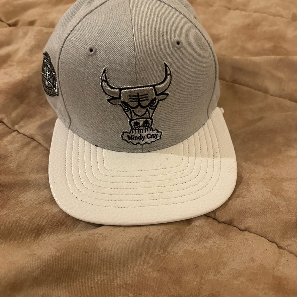 47 Brand Chicago Bulls Windy City Black and Gray Cap